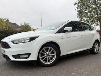 Used Ford Focus 2015 for sale - 76306669: Photo 2