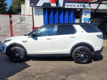 Used Land Rover Discovery Sport 2018 for sale - 79521126: Photo