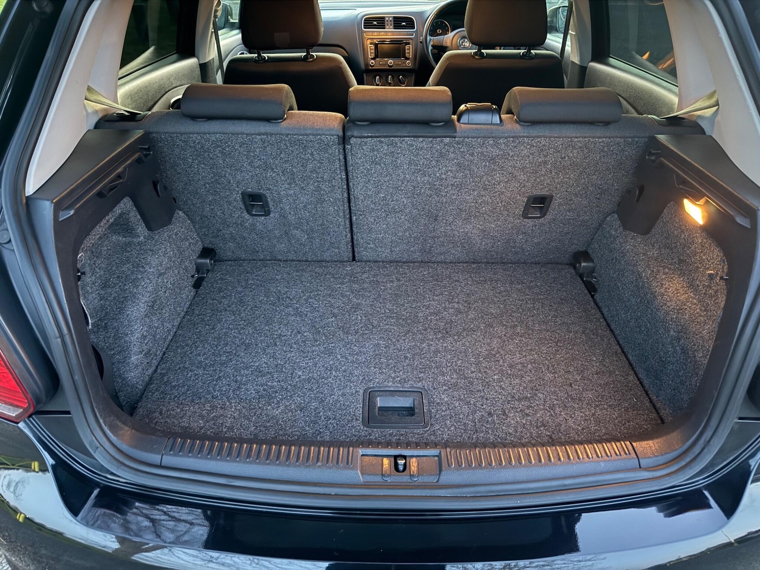 Used Volkswagen Polo 2011 for sale - 78147756: Photo 19