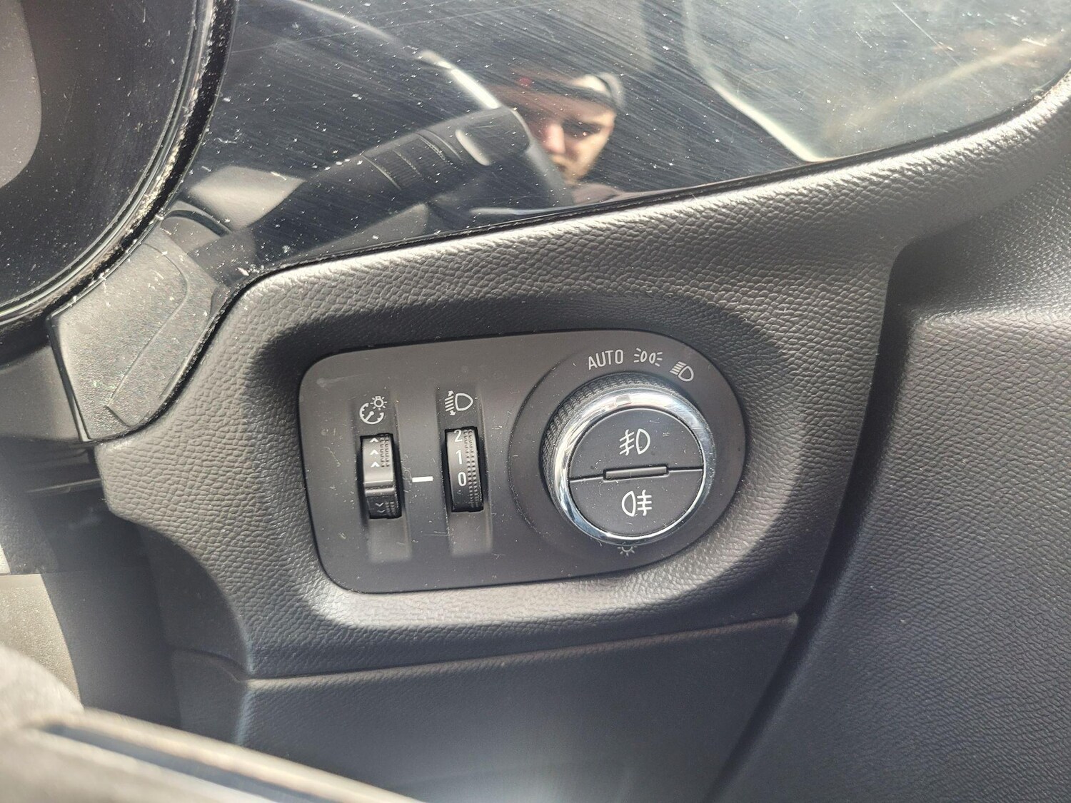 Vehicle 28