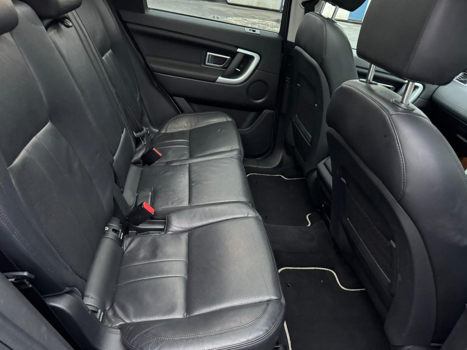 Used Land Rover Discovery Sport 2018 for sale - 77074949: Photo 15