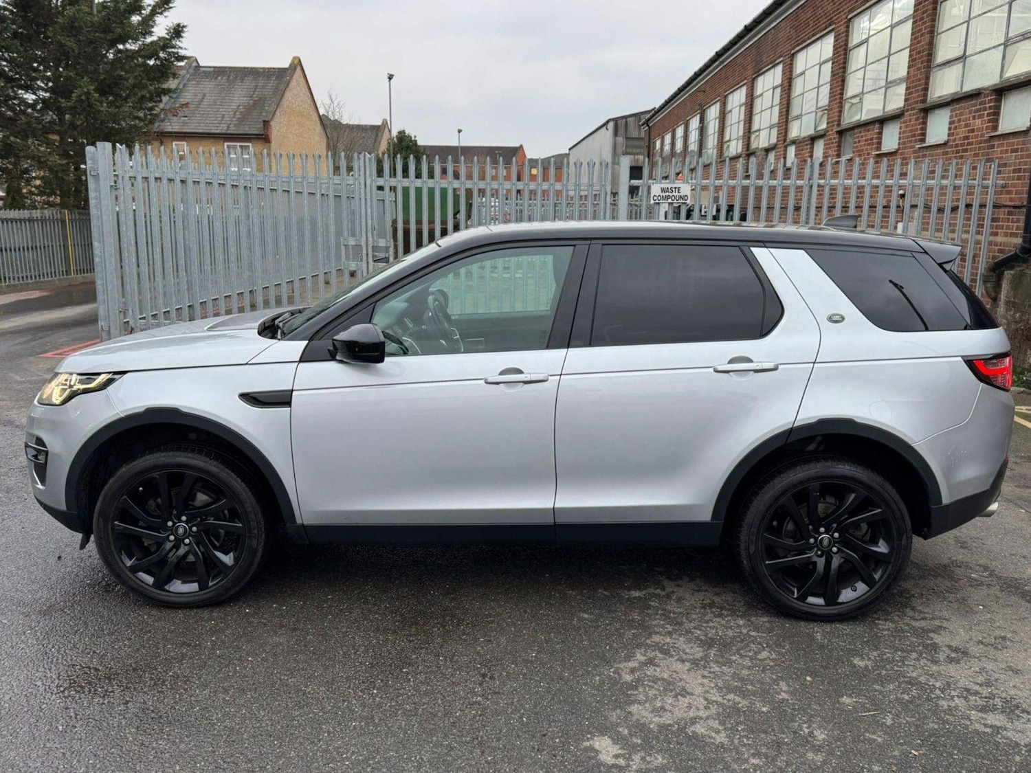 Used Land Rover Discovery Sport 2018 for sale - 77074949: Photo 5