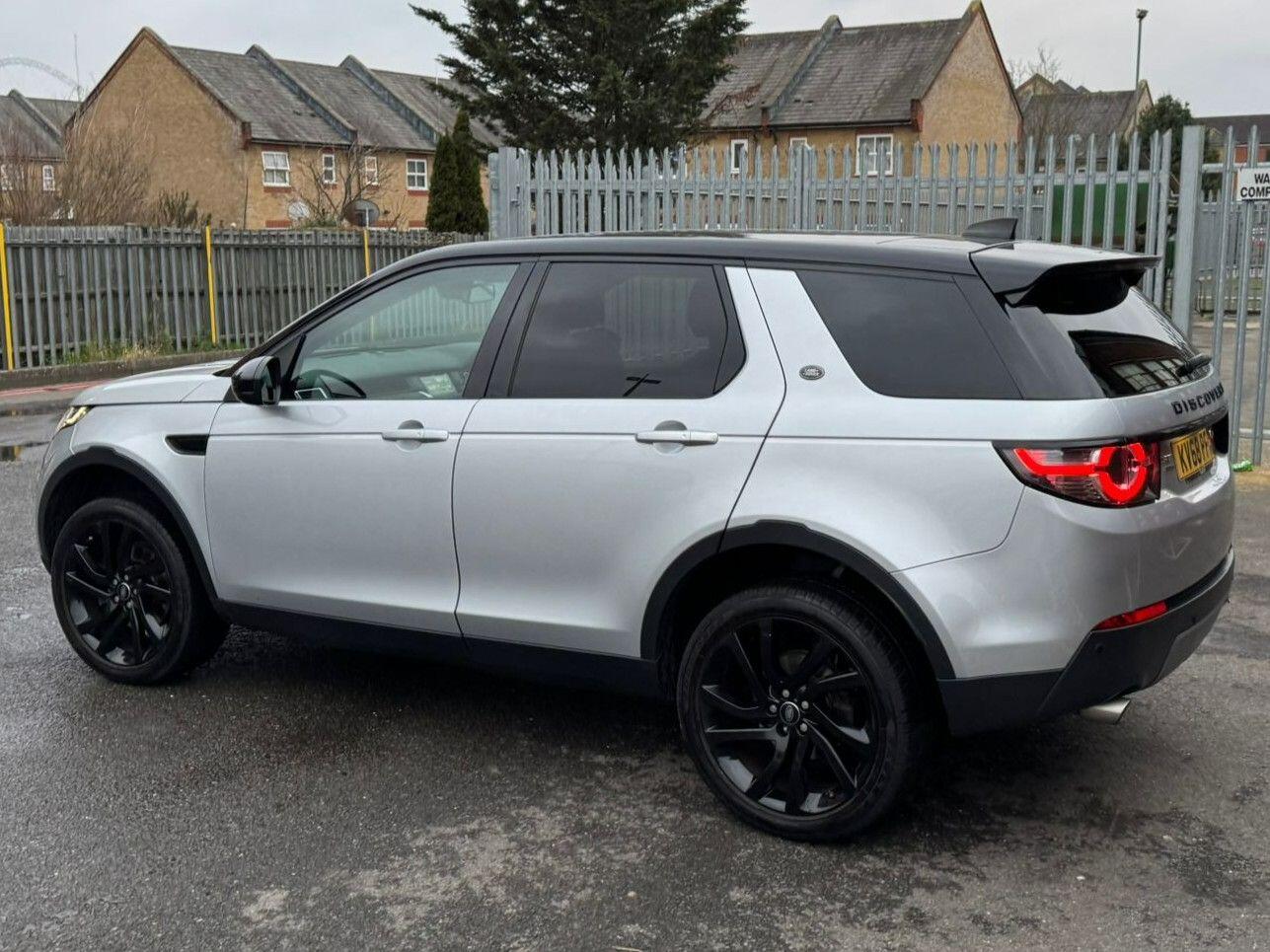 Used Land Rover Discovery Sport 2018 for sale - 77074949: Photo 9
