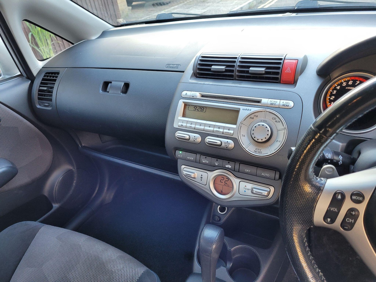 Used Honda Jazz 2006 for sale - 76645987: Photo 14