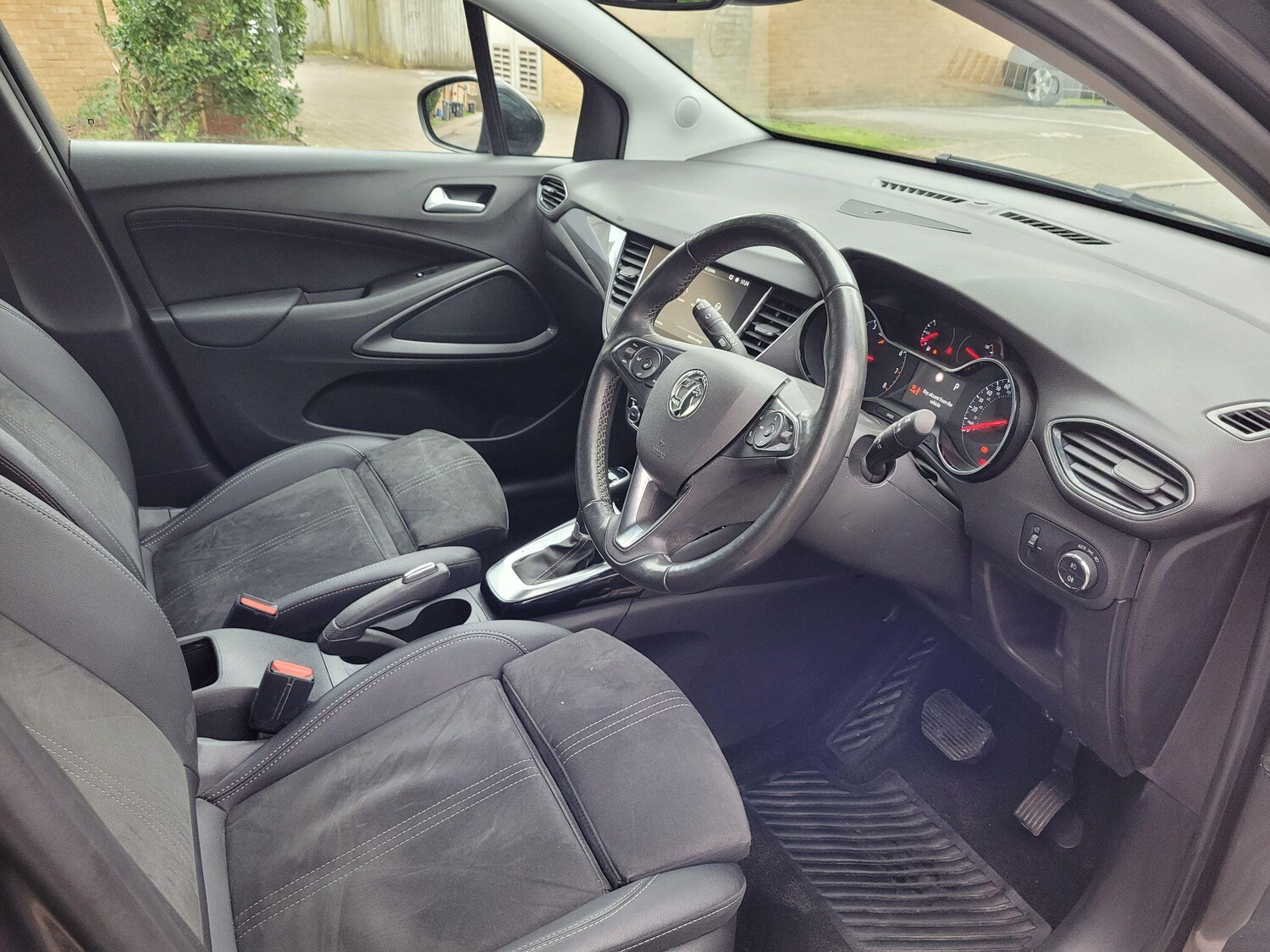 Used Vauxhall Crossland 2022 for sale - 77839516: Photo 24