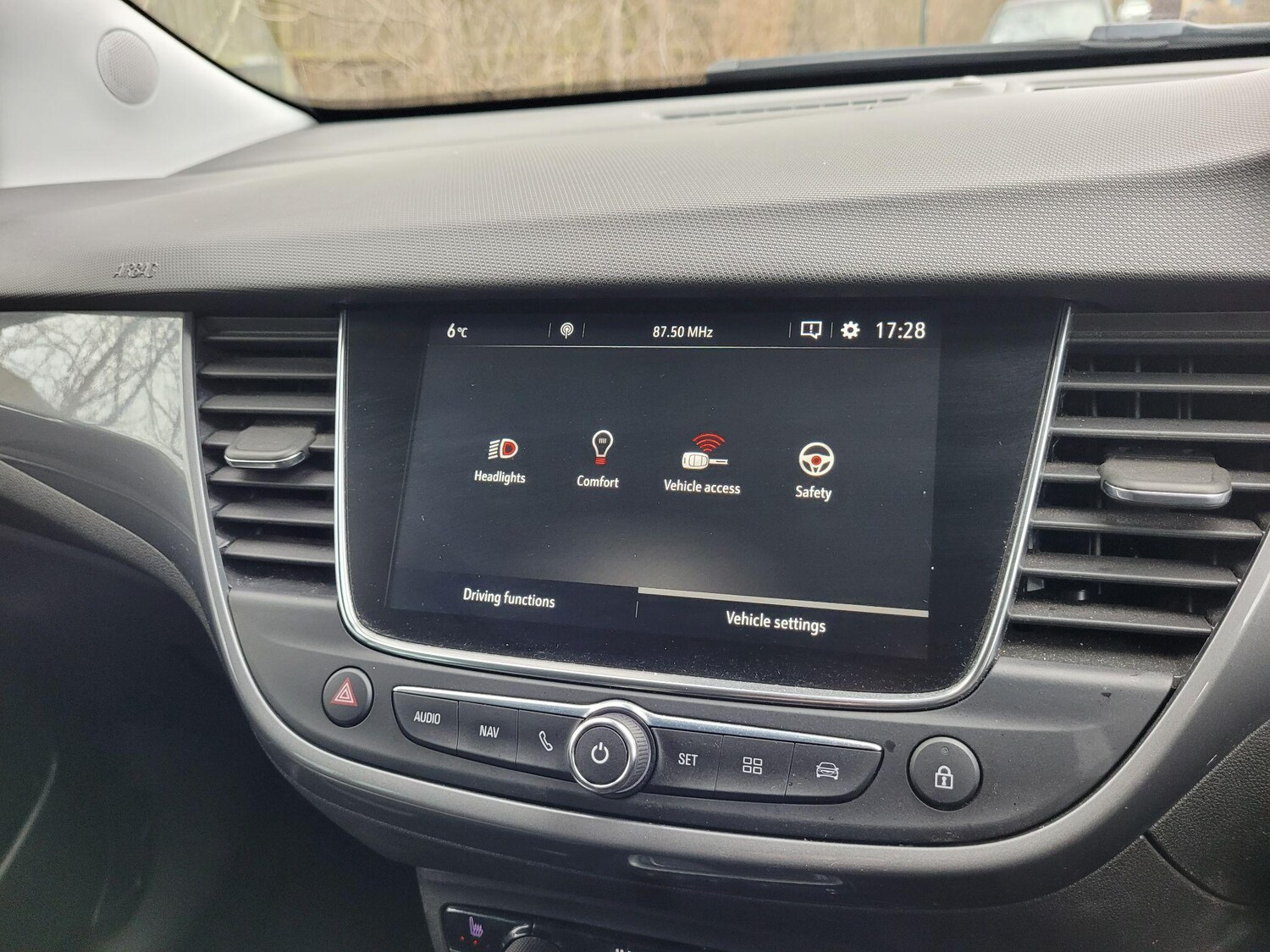 Used Vauxhall Crossland 2022 for sale - 77839516: Photo 47