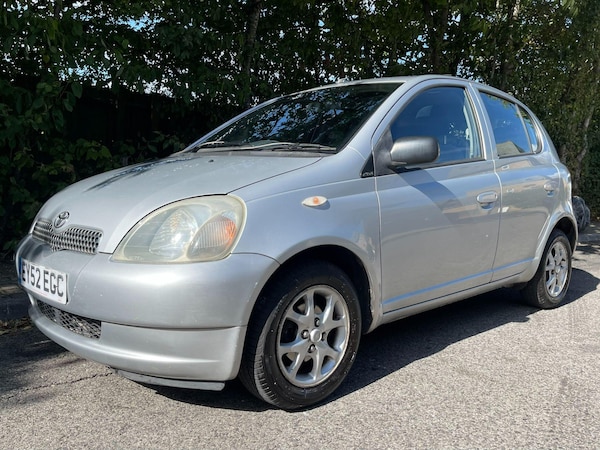 Used Toyota Yaris 2002 for sale - 76072077: Photo 15