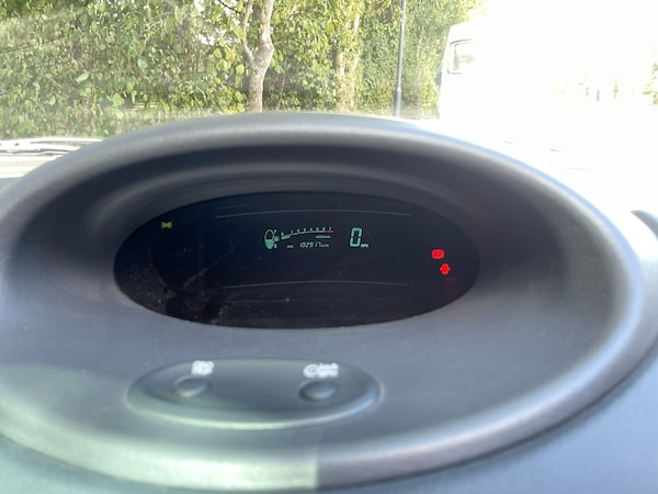 Used Toyota Yaris 2002 for sale - 76072077: Photo 34