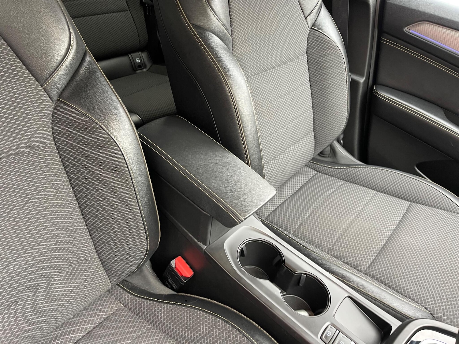 Used Renault Arkana 2025 for sale - 76633995: Photo 47