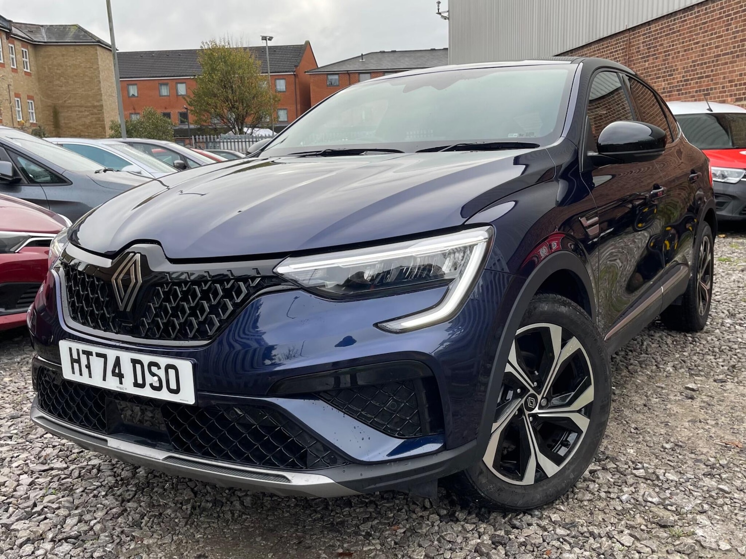 Used Renault Arkana 2025 for sale - 76633995: Photo 8