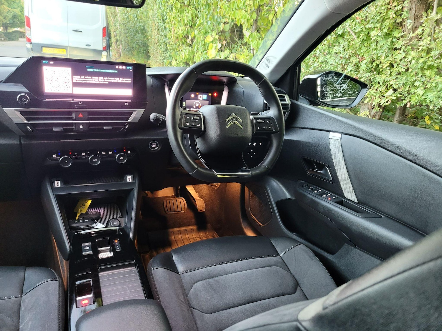 Used Citroen C4 2024 for sale - 76137300: Photo 17