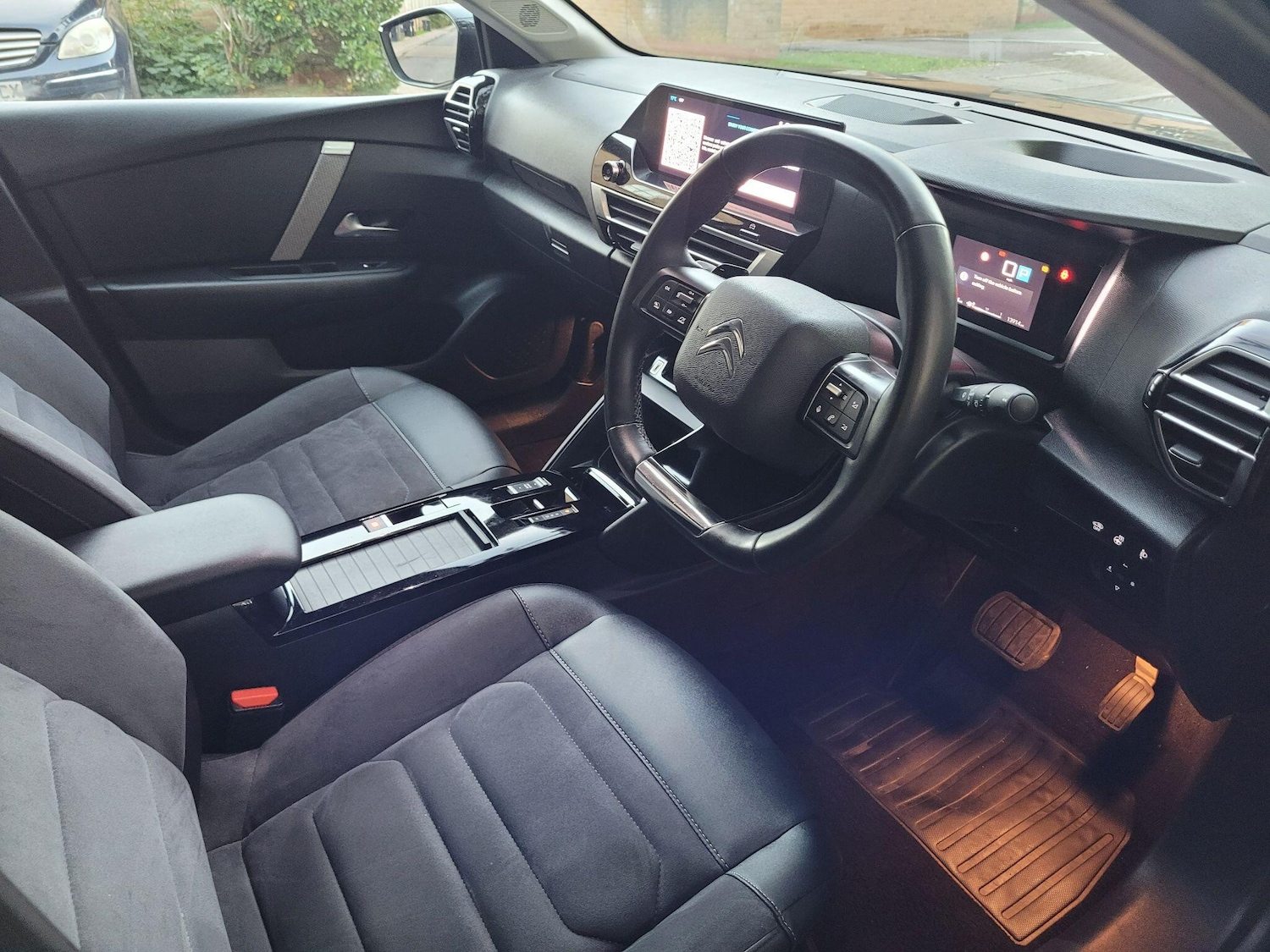 Used Citroen C4 2024 for sale - 76137300: Photo 19