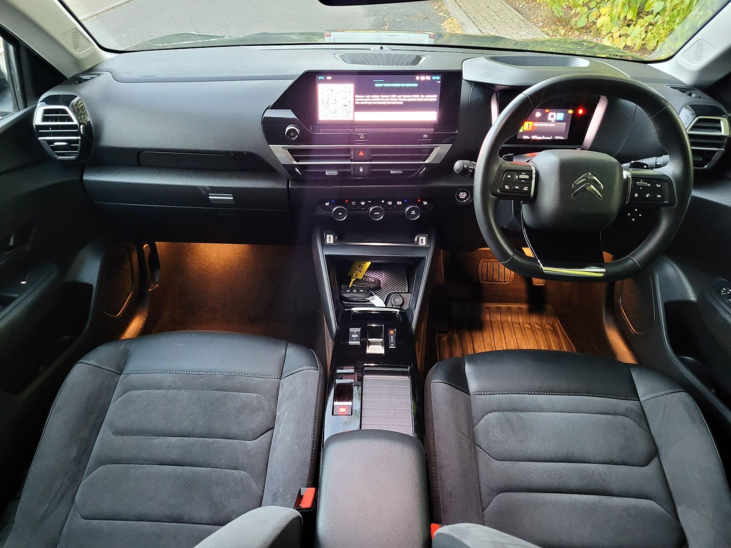 Used Citroen C4 2024 for sale - 76137300: Photo 3
