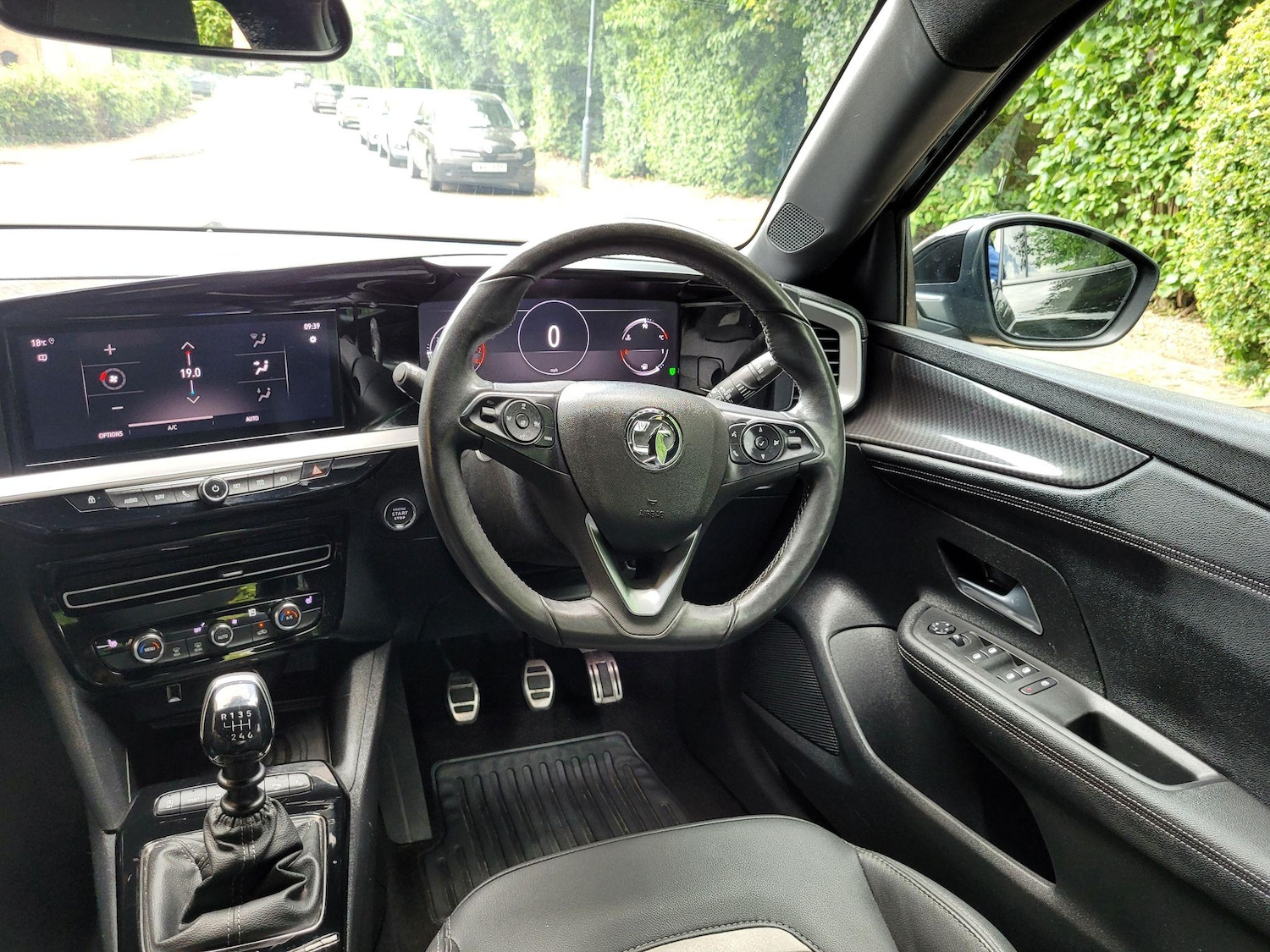 Vehicle 21