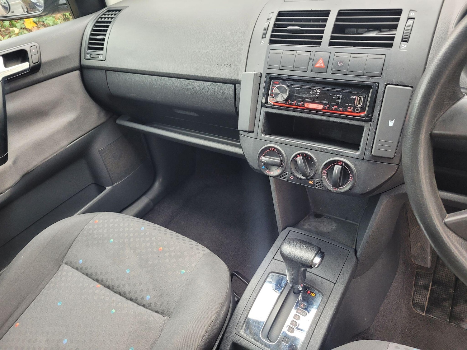 Used Volkswagen Polo 2004 for sale - 76632730: Photo 15