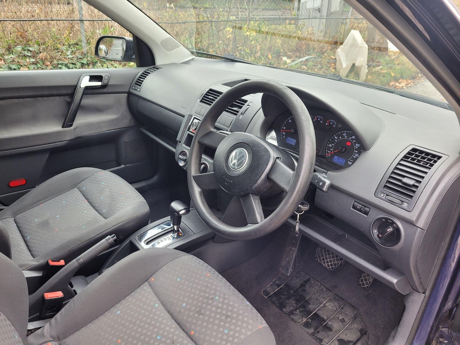 Used Volkswagen Polo 2004 for sale - 76632730: Photo 16