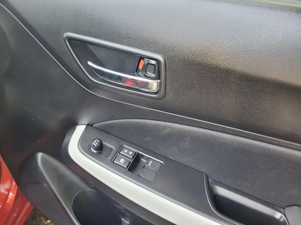 Used Suzuki Swift 2023 for sale - 75553284: Photo 35