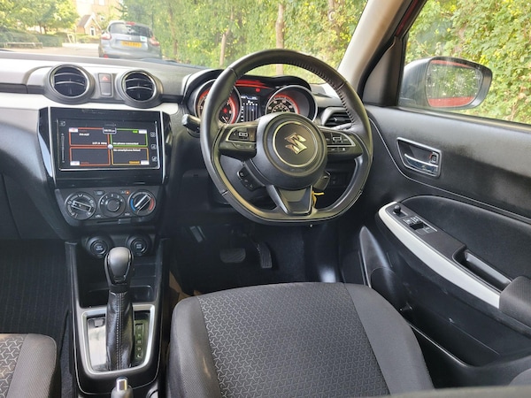 Used Suzuki Swift 2023 for sale - 75553284: Photo 3
