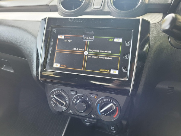 Used Suzuki Swift 2023 for sale - 75553284: Photo 43