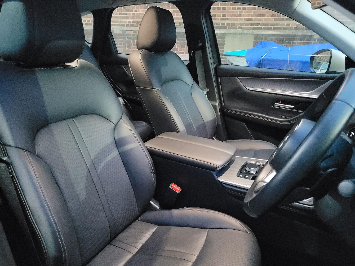 Used Mazda CX-60 2025 for sale - 76424475: Photo 4