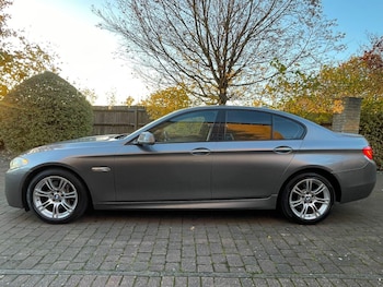 Used BMW 5 Series 2011 for sale - 76315056: Photo