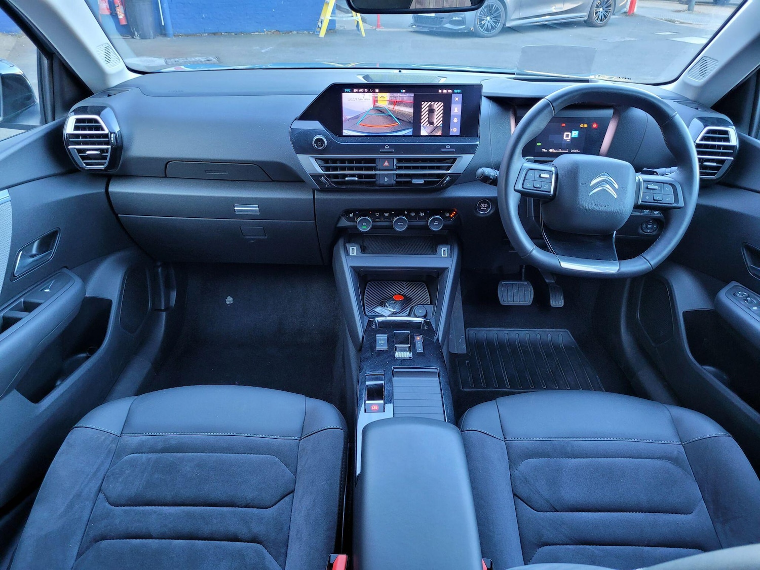 Used Citroen C4 2024 for sale - 77754332: Photo 3