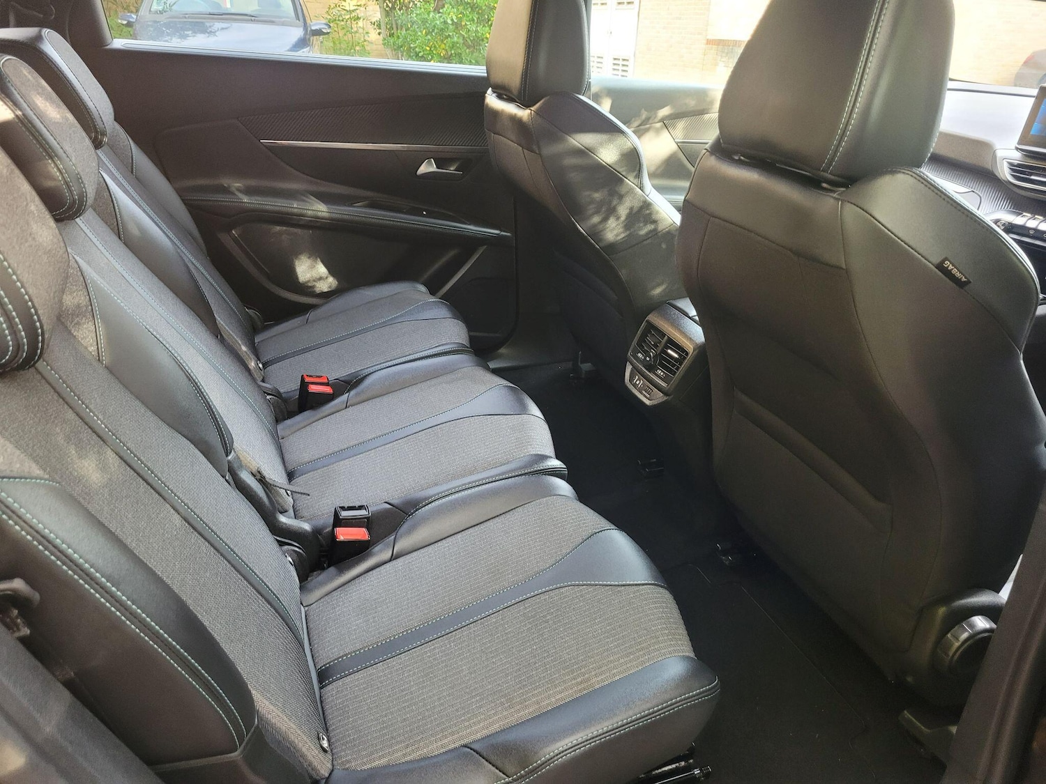 Used Peugeot 5008 2023 for sale - 76137587: Photo 25