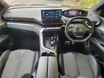 Used Peugeot 5008 2023 for sale - 76137587: Photo 3