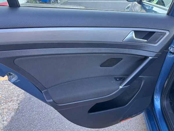 Used Volkswagen Golf 2014 for sale - 76188442: Photo 22