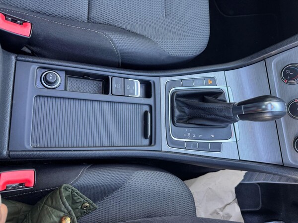 Used Volkswagen Golf 2014 for sale - 76188442: Photo 34