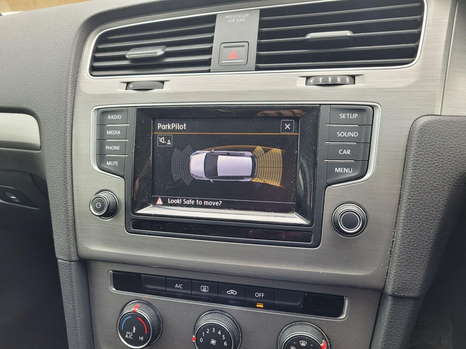 Used Volkswagen Golf 2014 for sale - 76990262: Photo 39