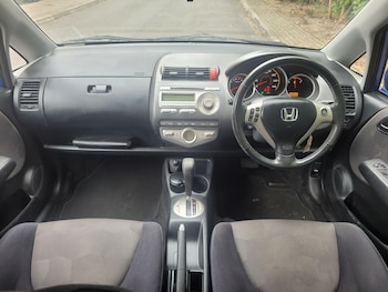 Used Honda Jazz 2006 for sale - 75622744: Photo