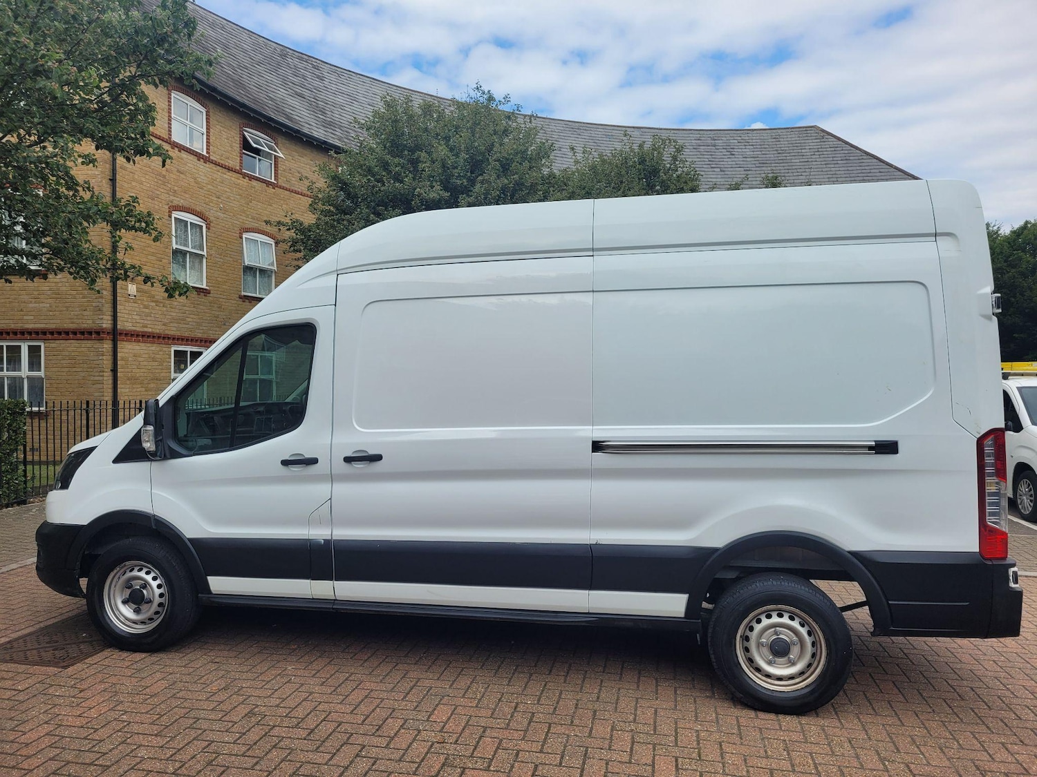 Used Ford Transit for sale - 76993680: Photo 8