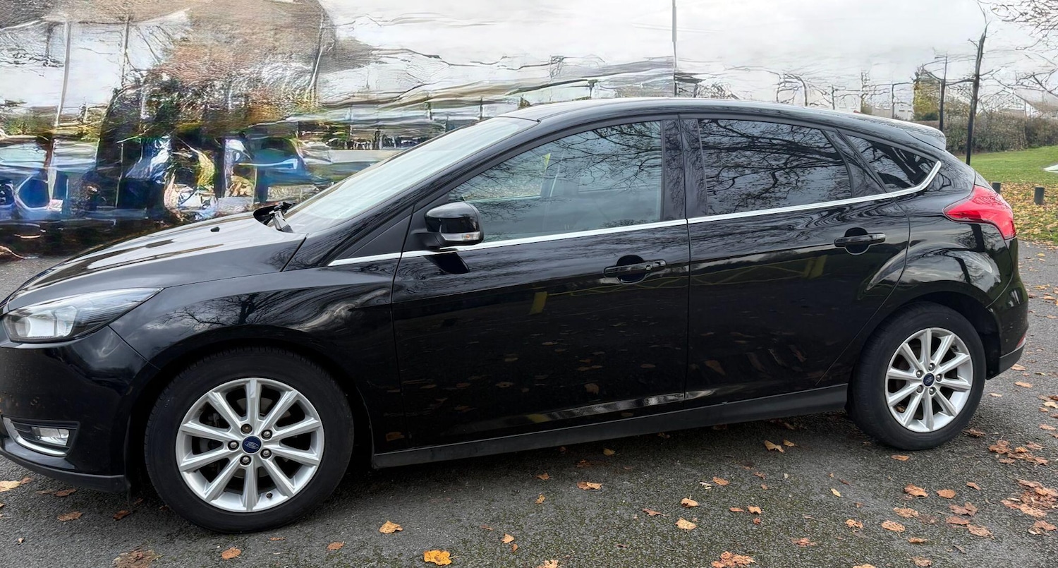 Used Ford Focus 2017 for sale - 76592761: Photo 9