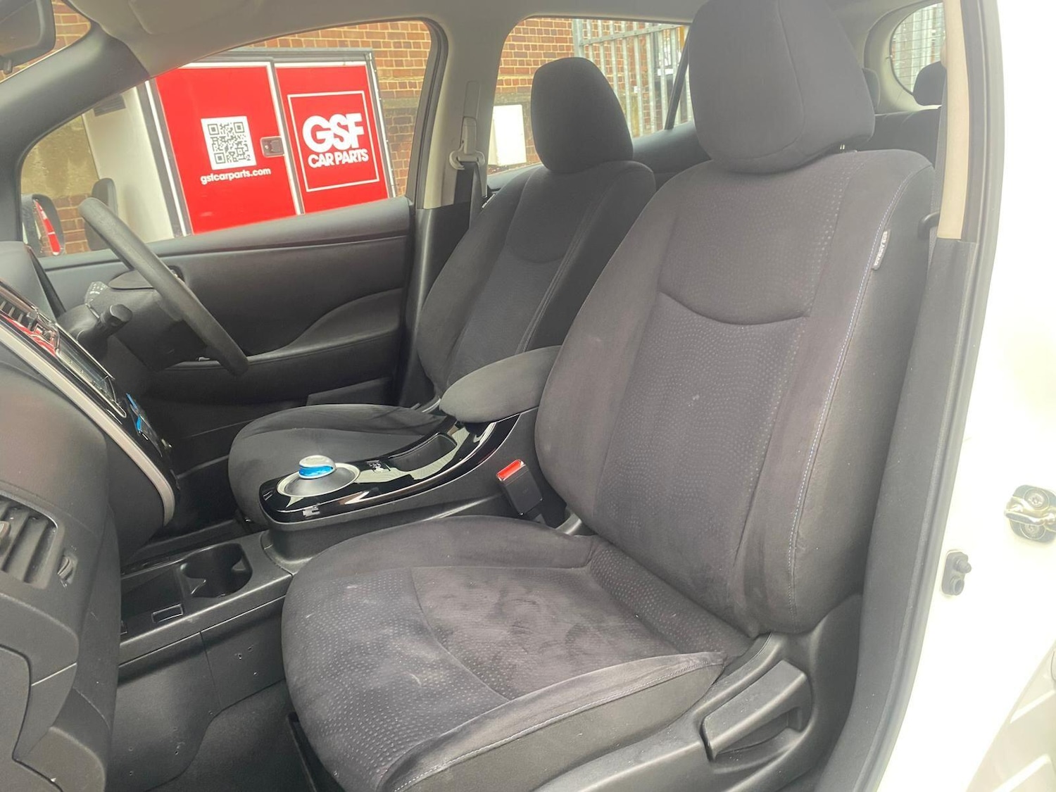 Used Nissan Leaf 2016 for sale - 76634004: Photo 33