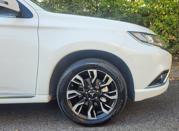 Used Mitsubishi Outlander 2017 for sale - 76247377: Photo 30