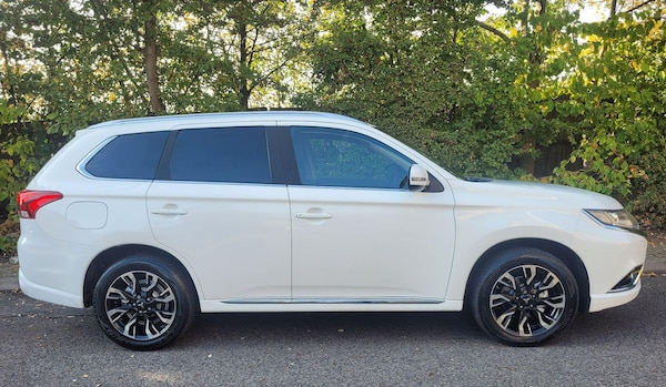Used Mitsubishi Outlander 2017 for sale - 76247377: Photo 7