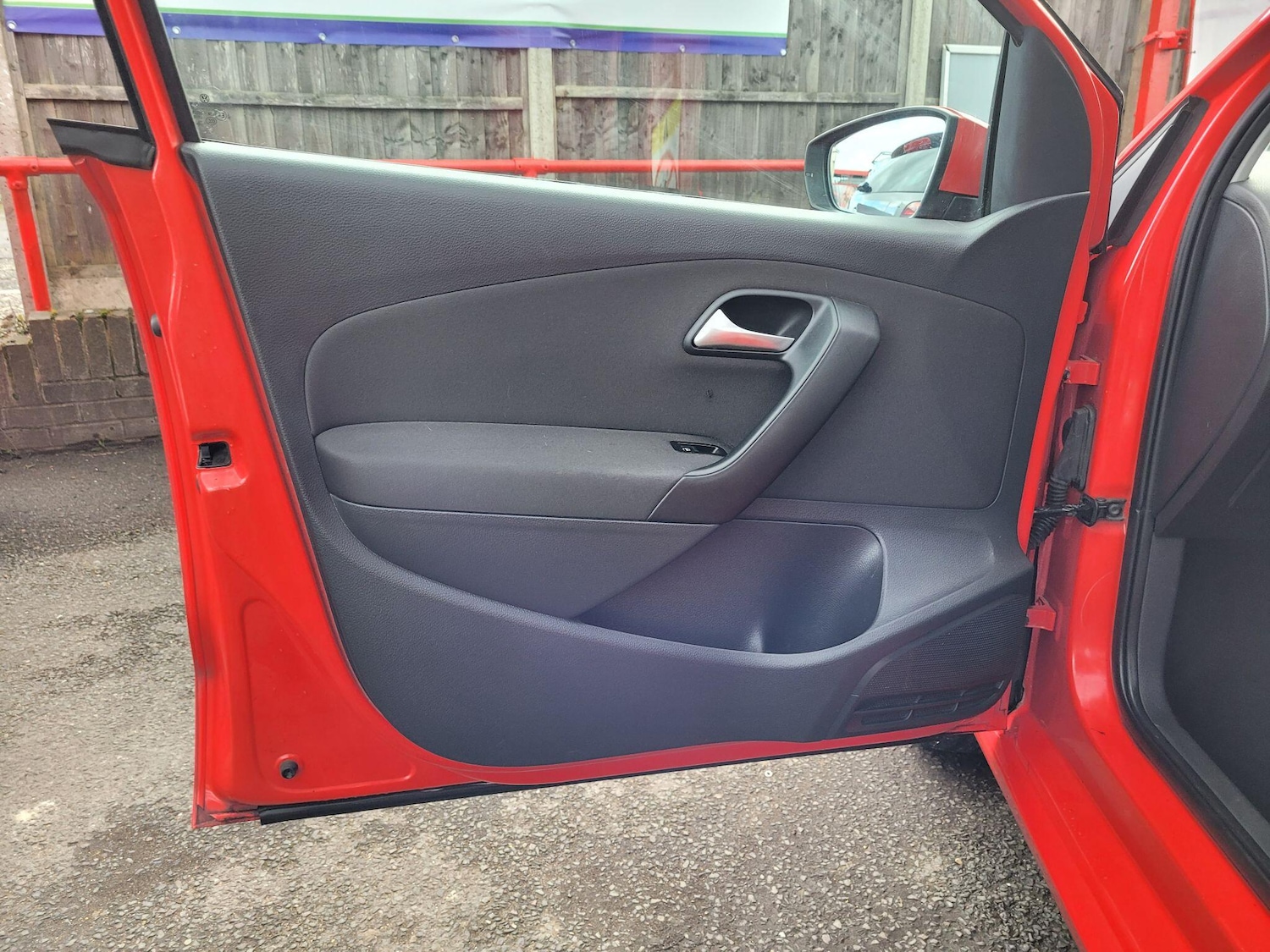 Used Volkswagen Polo 2012 for sale - 77705481: Photo 20