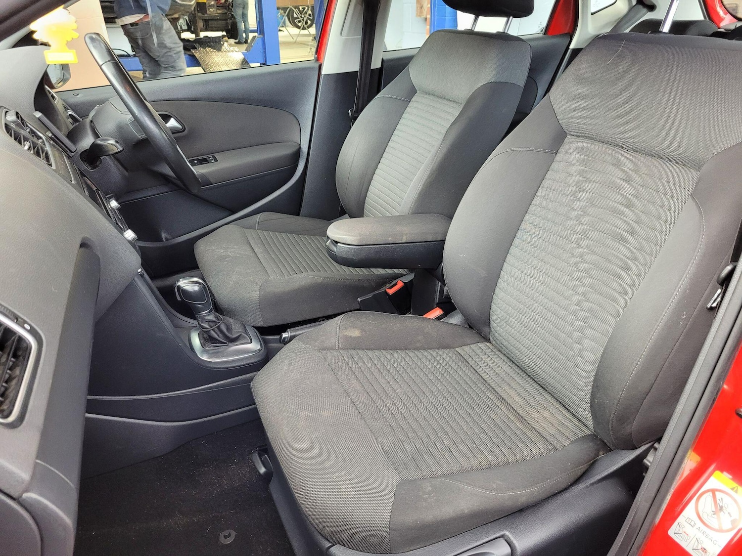 Used Volkswagen Polo 2012 for sale - 77705481: Photo 24