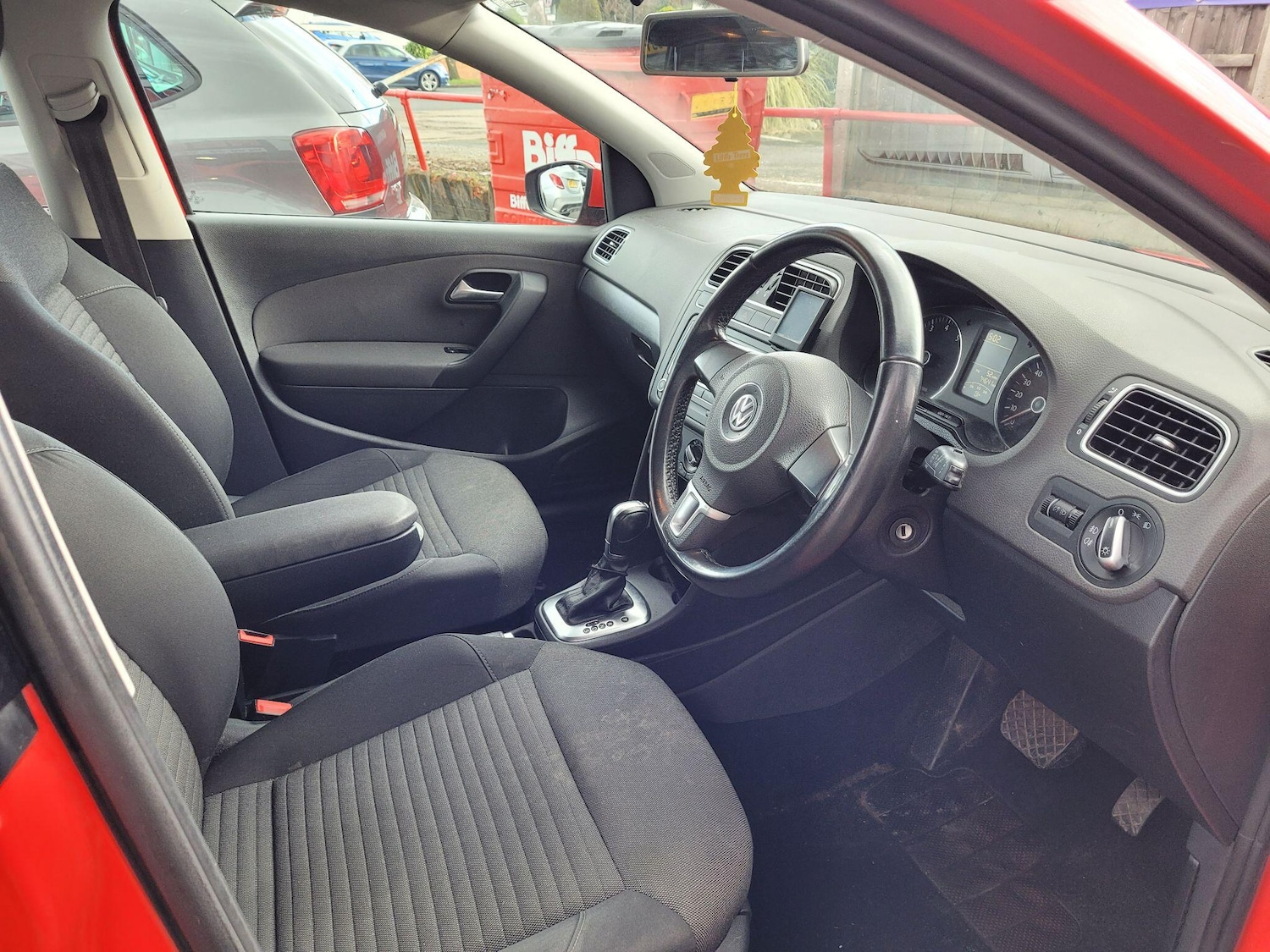 Used Volkswagen Polo 2012 for sale - 77705481: Photo 9