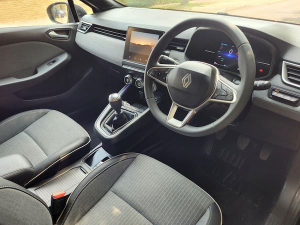 Used Renault Clio 2024 for sale - 74862107: Photo 26