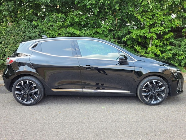 Used Renault Clio 2024 for sale - 74862107: Photo 2