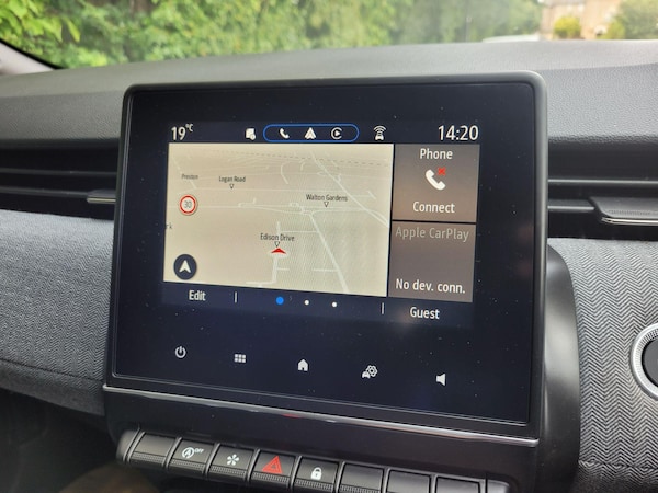 Used Renault Clio 2024 for sale - 74862107: Photo 8