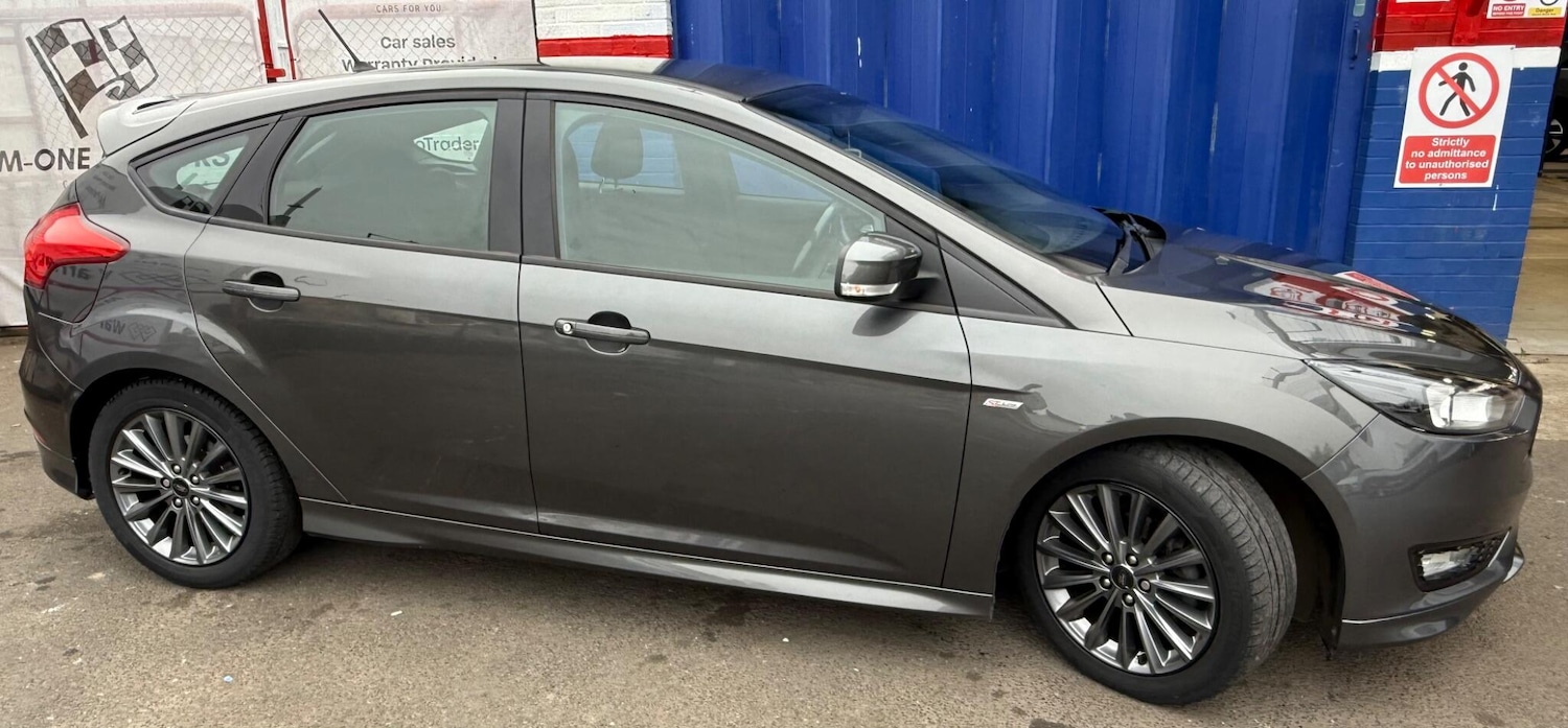 Used Ford Focus 2017 for sale - 78204213: Photo 12