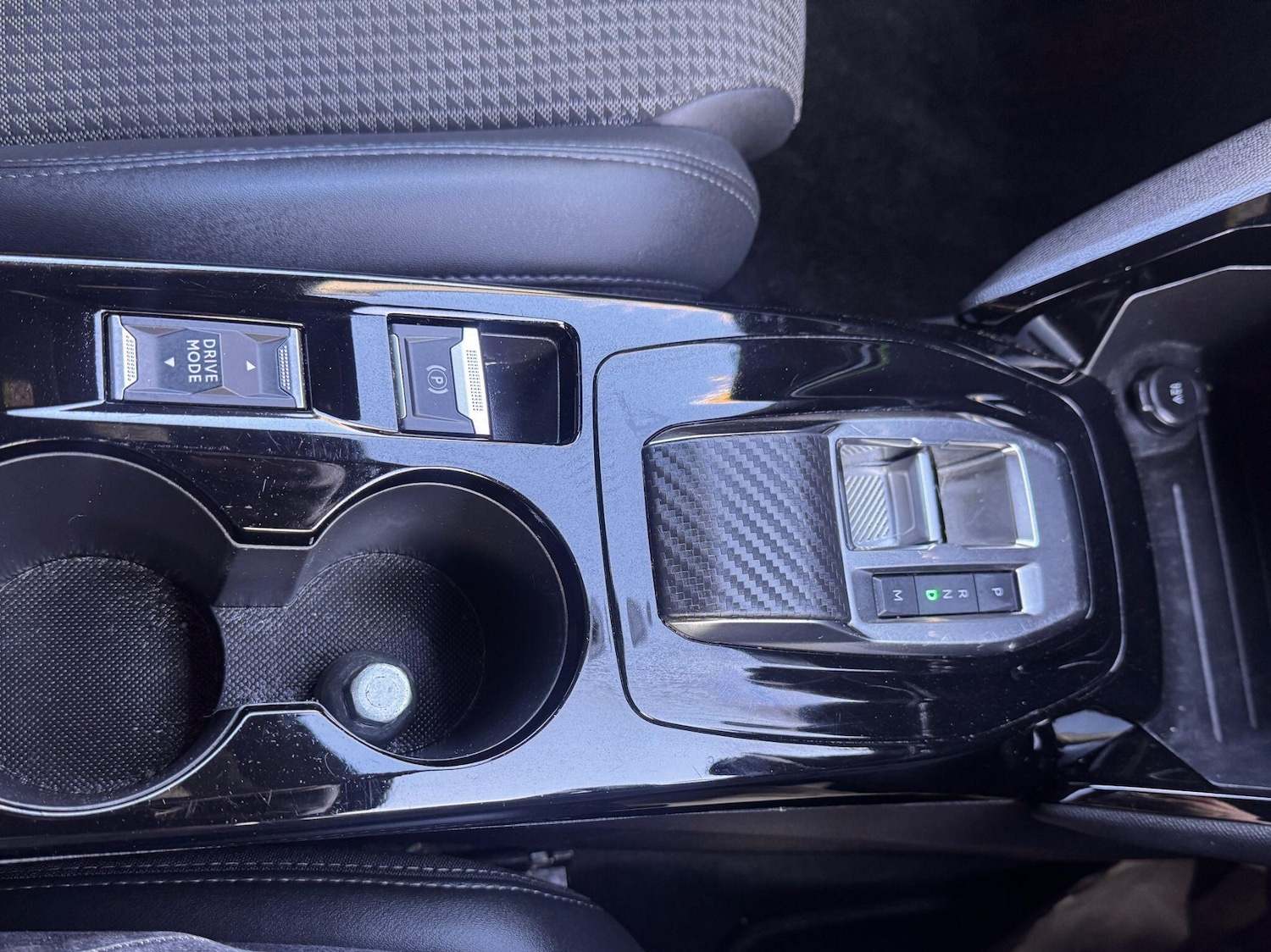 Used Peugeot 208 2023 for sale - 76189363: Photo 28