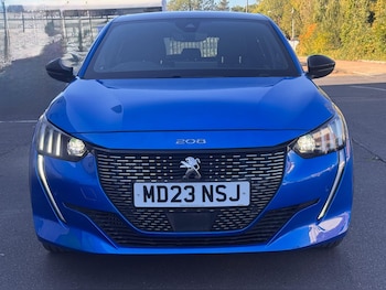 Used Peugeot 208 2023 for sale - 76189363: Photo 2