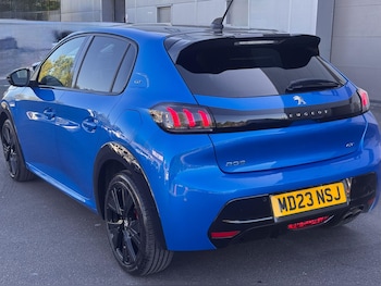 Used Peugeot 208 2023 for sale - 76189363: Photo 4