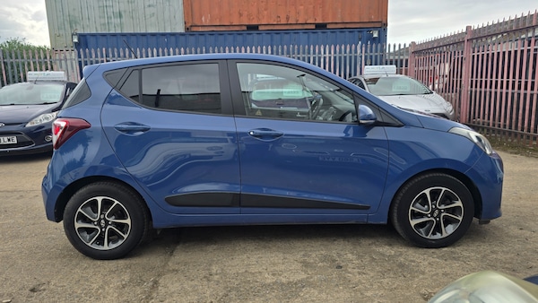 Used Hyundai i10 2017 for sale - 74957397: Photo 5