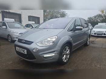 2012 (12) - 2.0 TDCi 163 Titanium 5dr
