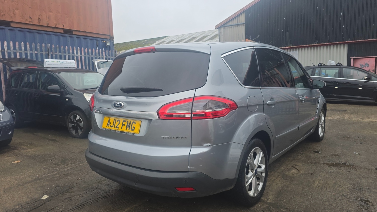 Used Ford S-Max 2012 for sale - 76609807: Photo 3